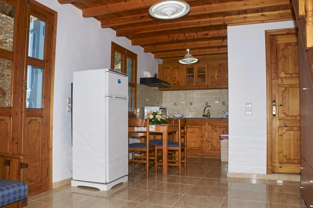 Athina Studios Simi Dış mekan fotoğraf