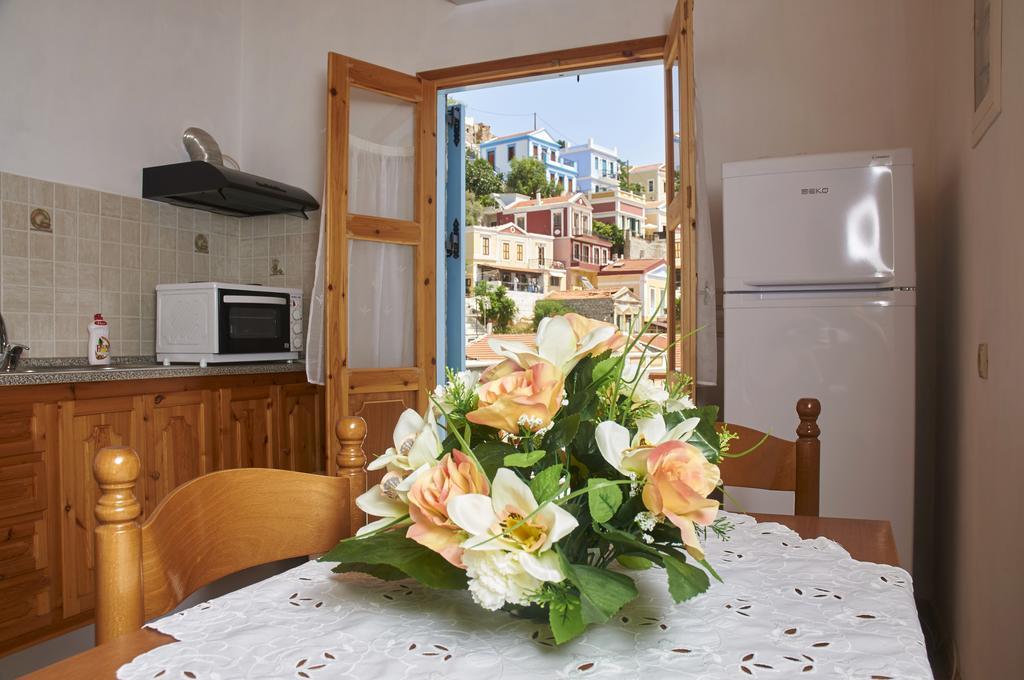 Athina Studios Simi Dış mekan fotoğraf